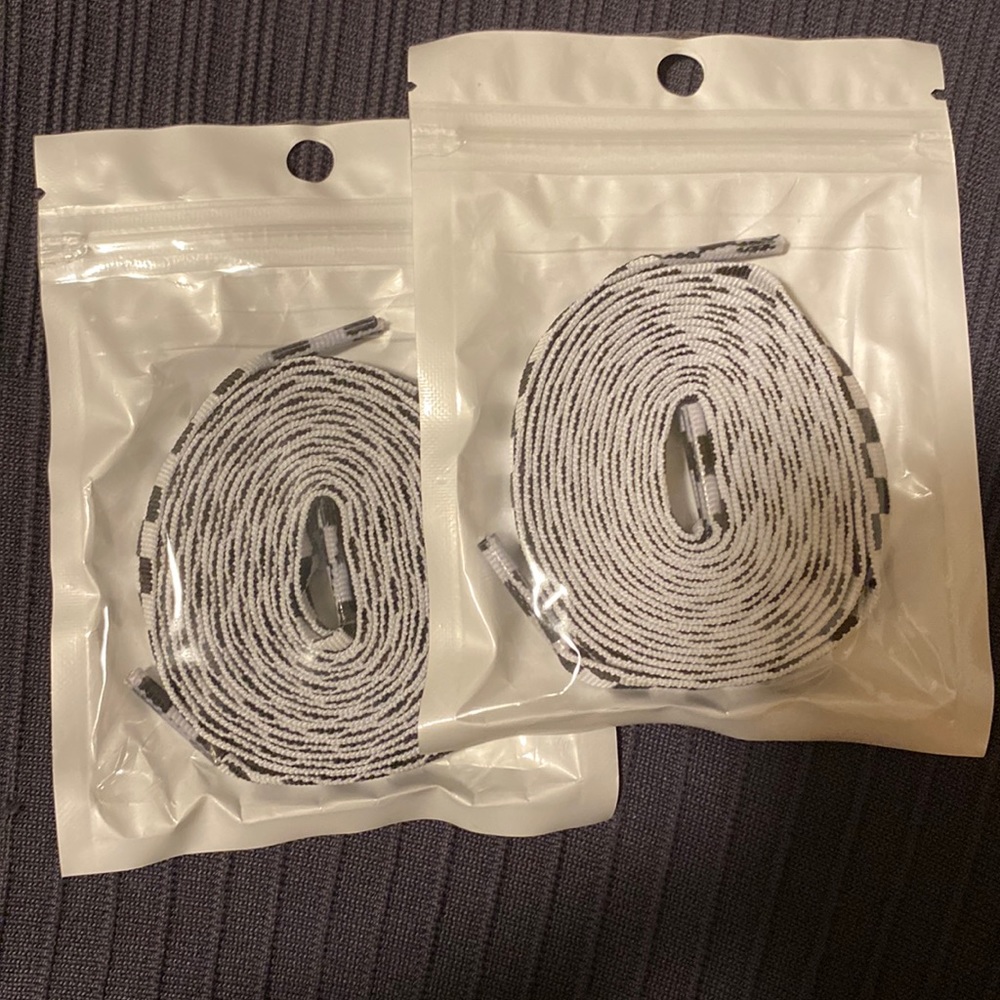 Two packs of checkered shoelaces